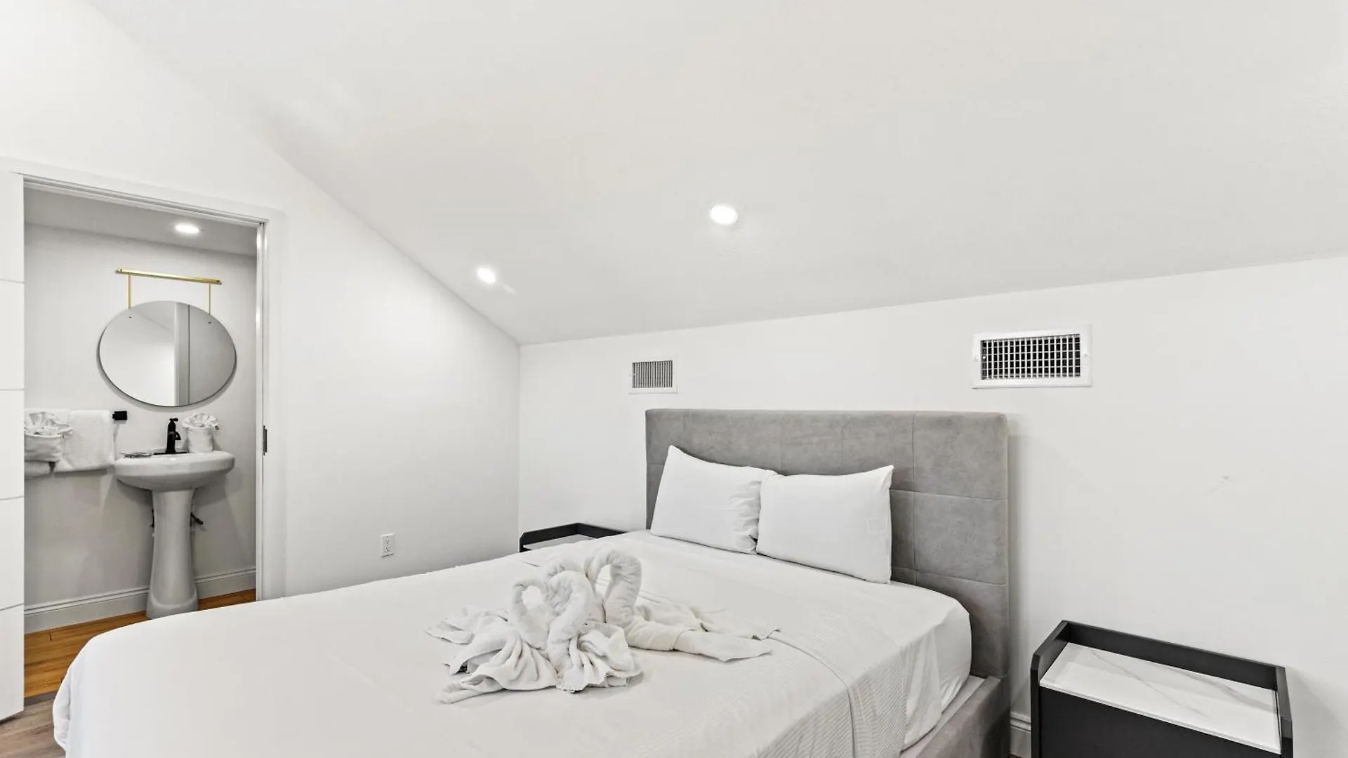 Ocean Breeze 1C Apartment Panama City Beach United States