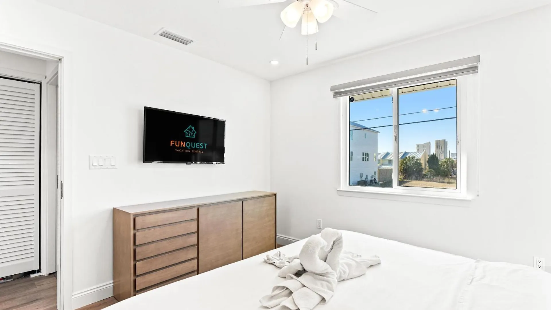 Ocean Breeze 1C Apartment Panama City Beach United States